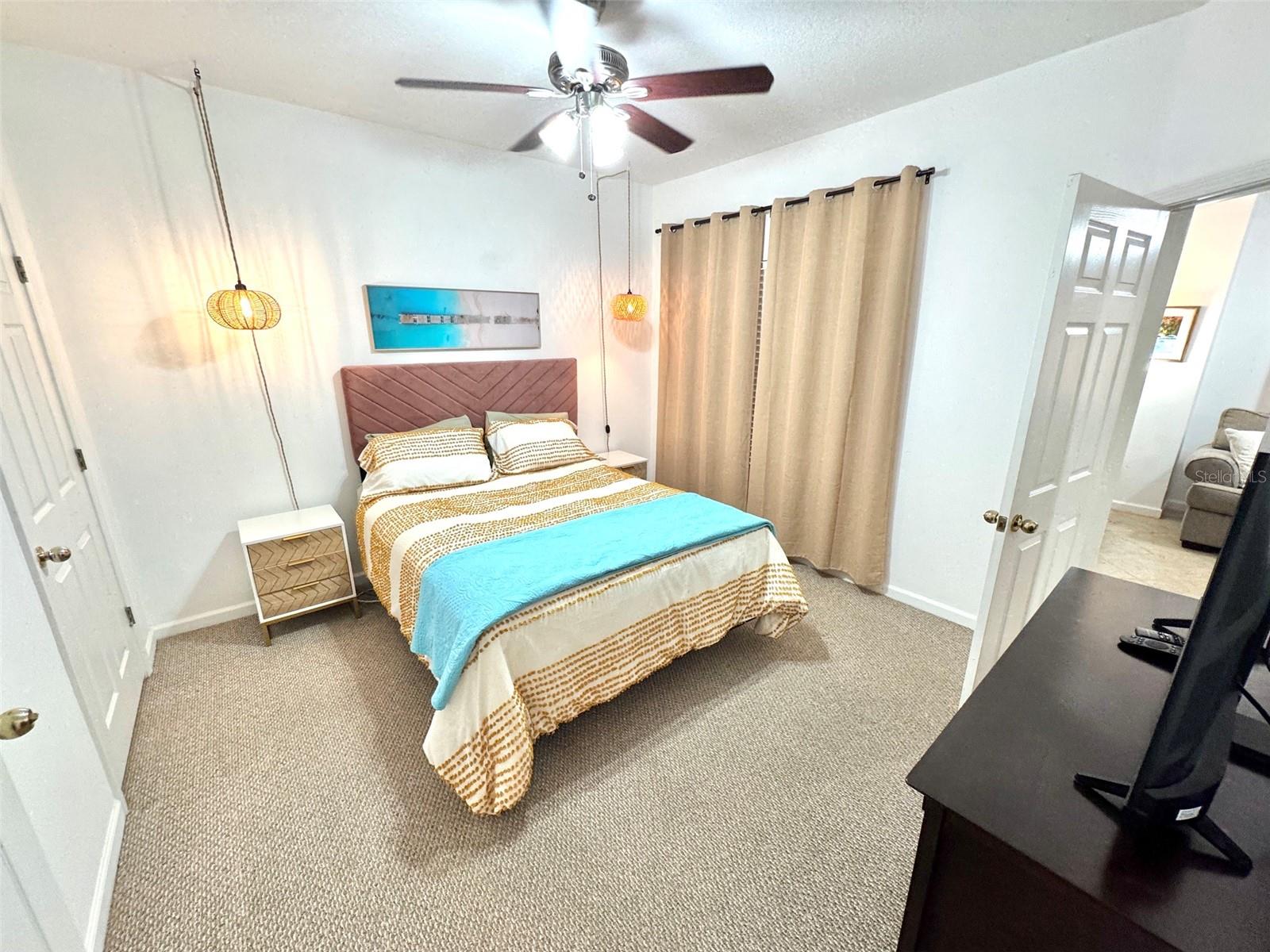 BEACHWAY CONDOS - Residential