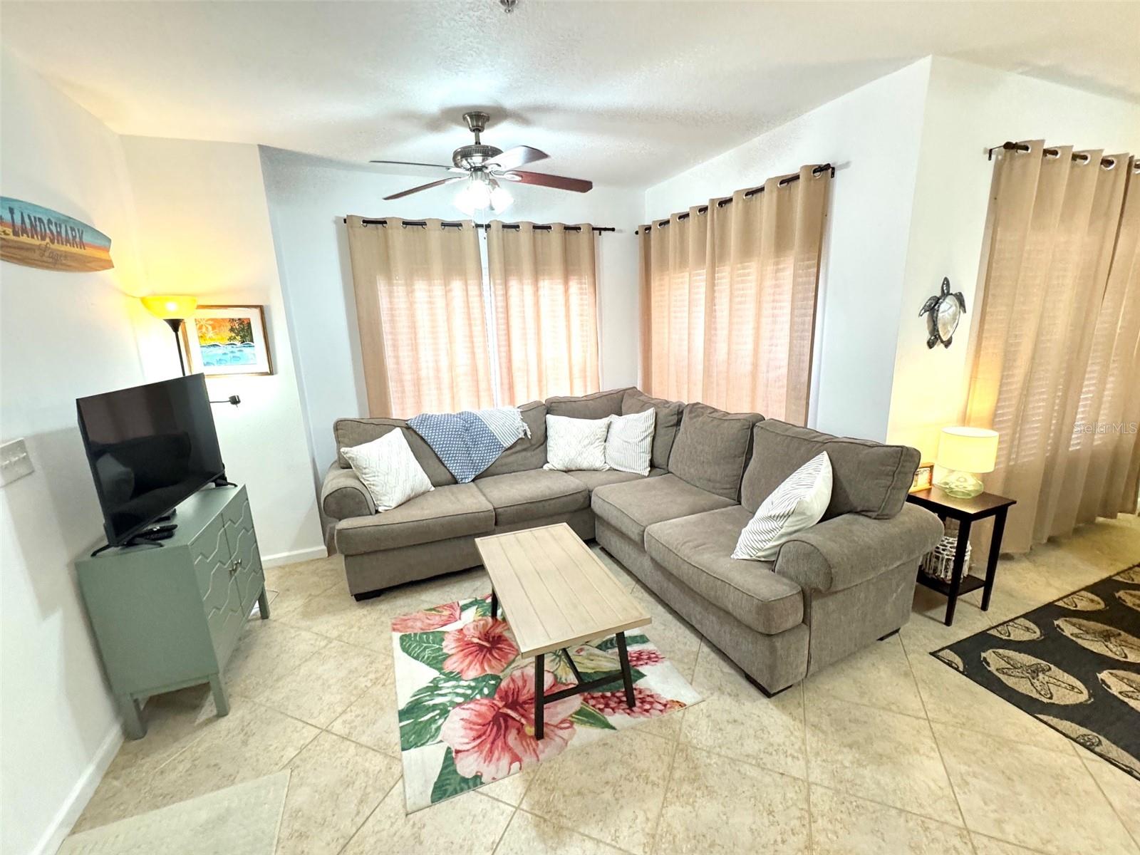 BEACHWAY CONDOS - Residential