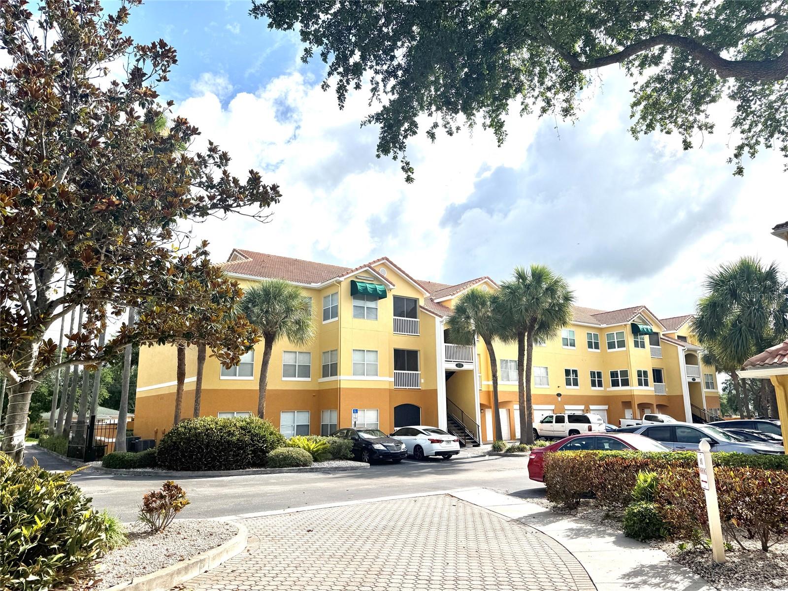 BEACHWAY CONDOS - Residential