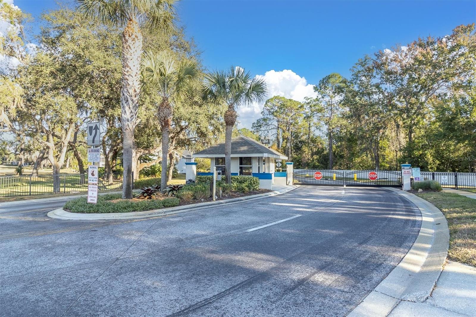 EDGEWATER/RIVER RDG COUNTRY CL - Residential