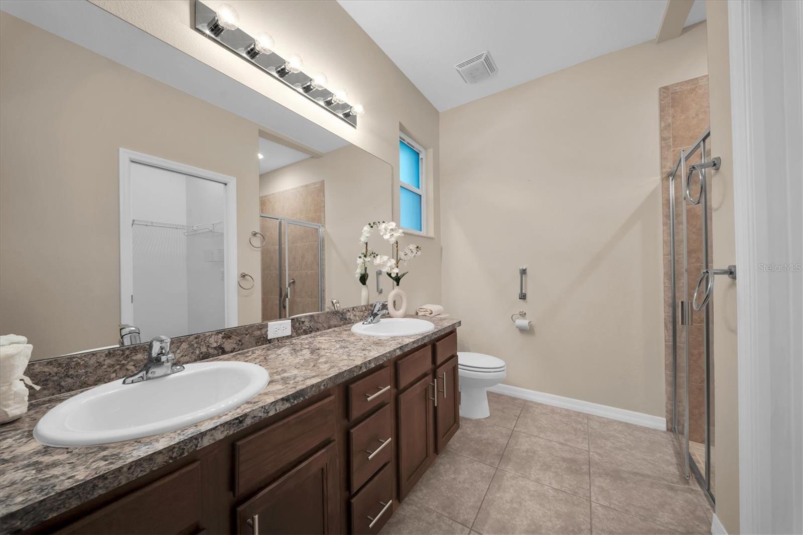 EDGEWATER/RIVER RDG COUNTRY CL - Residential