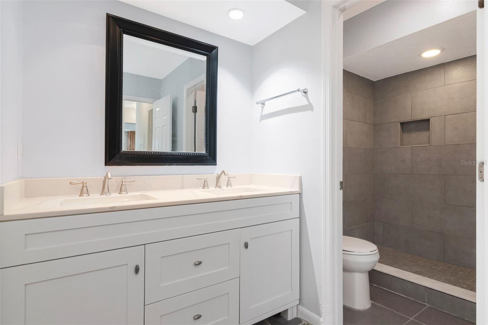 LAURELWOOD CONDO I - Residential