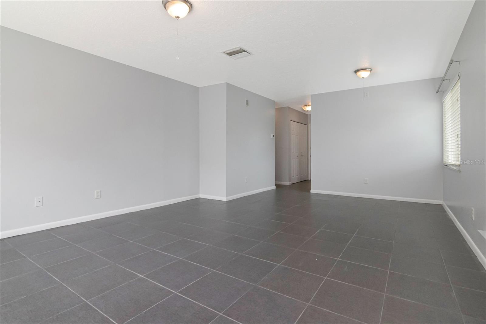 LAURELWOOD CONDO I - Residential