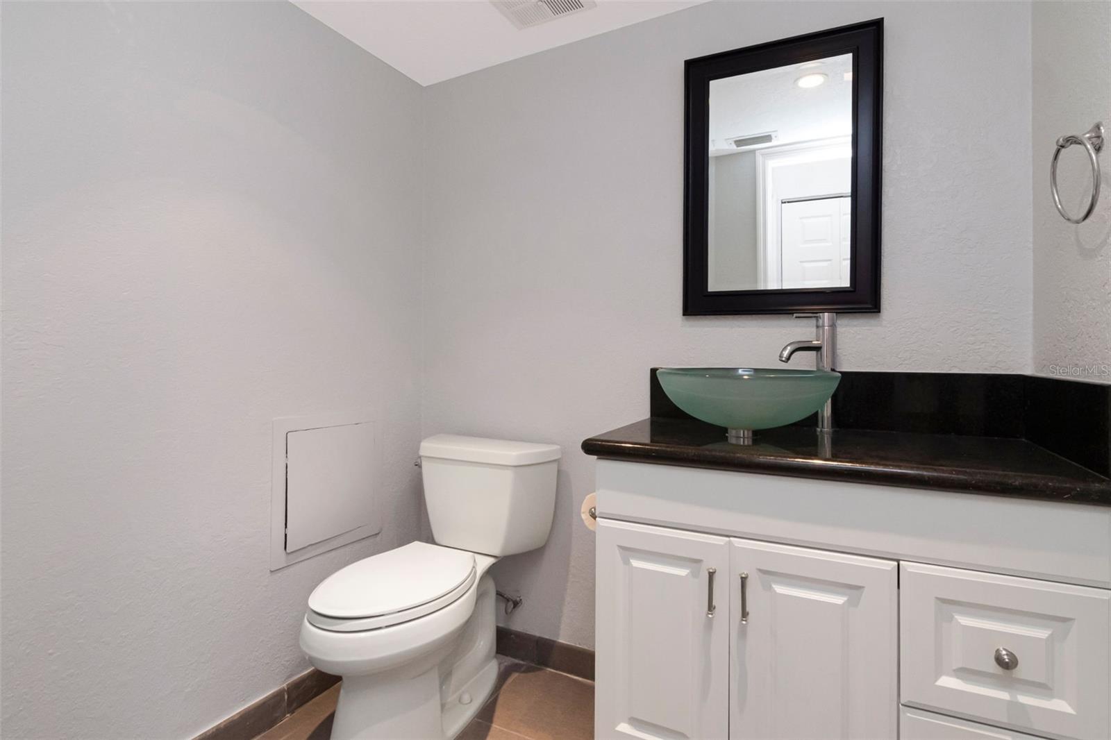 LAURELWOOD CONDO I - Residential