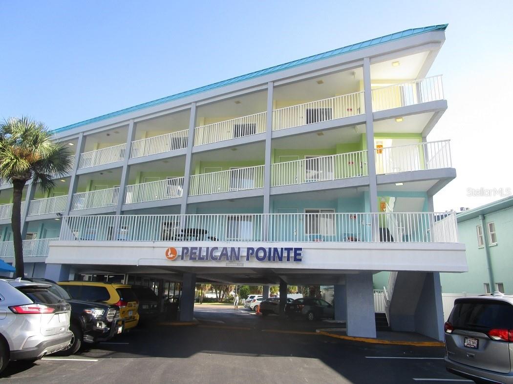 PELICAN POINTE ON - Residential