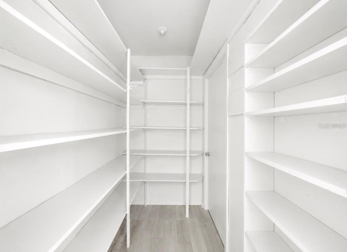 FAIRWAYS/SILVER SPGS SHORES - Residential
