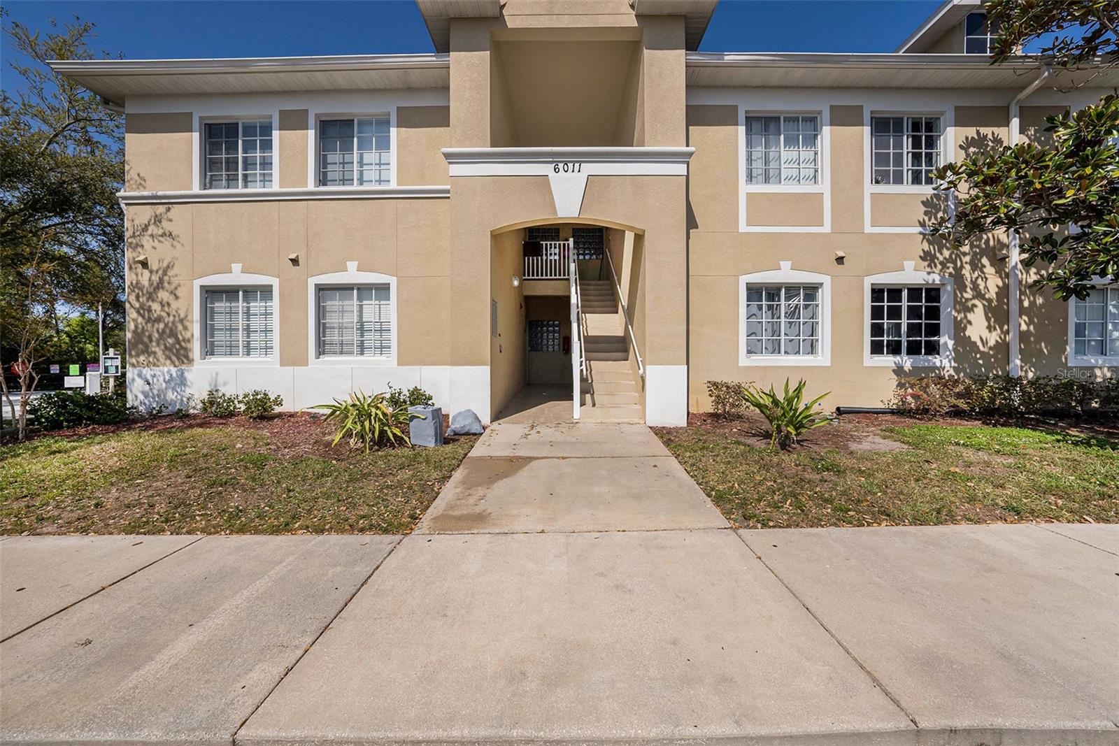 VILLAGES OF BLOOMINGDALE CONDO - Residential