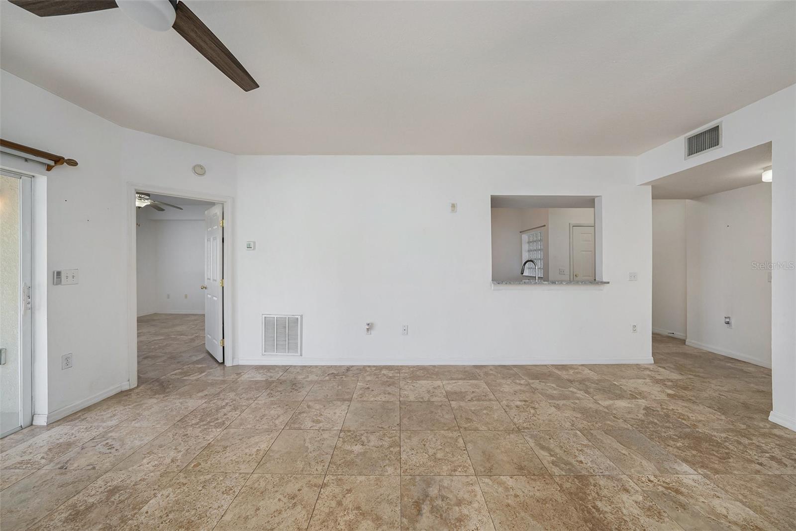 VILLAGES OF BLOOMINGDALE CONDO - Residential