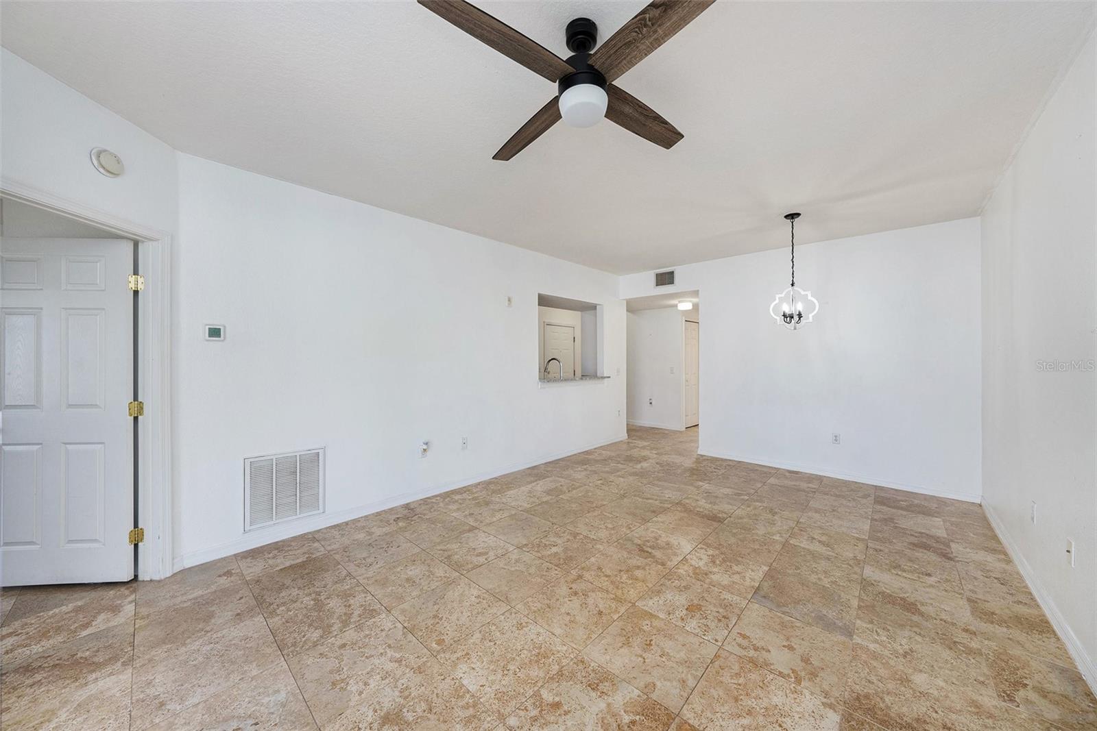 VILLAGES OF BLOOMINGDALE CONDO - Residential