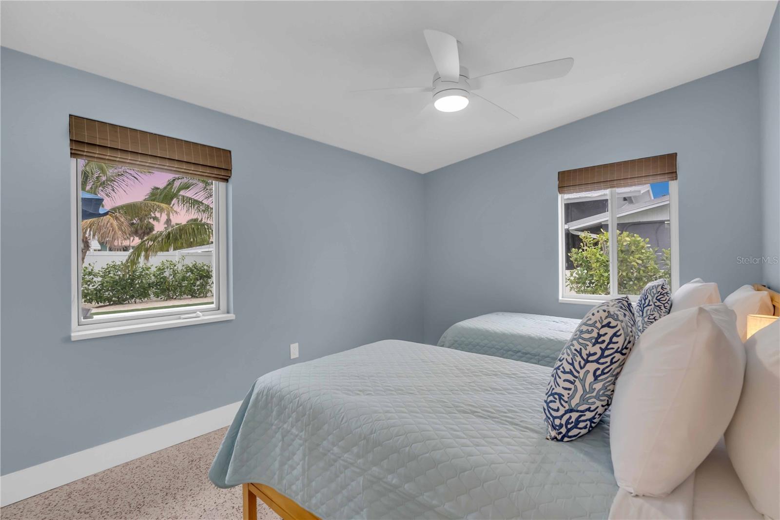 KEY ROYALE TERRACE - Residential