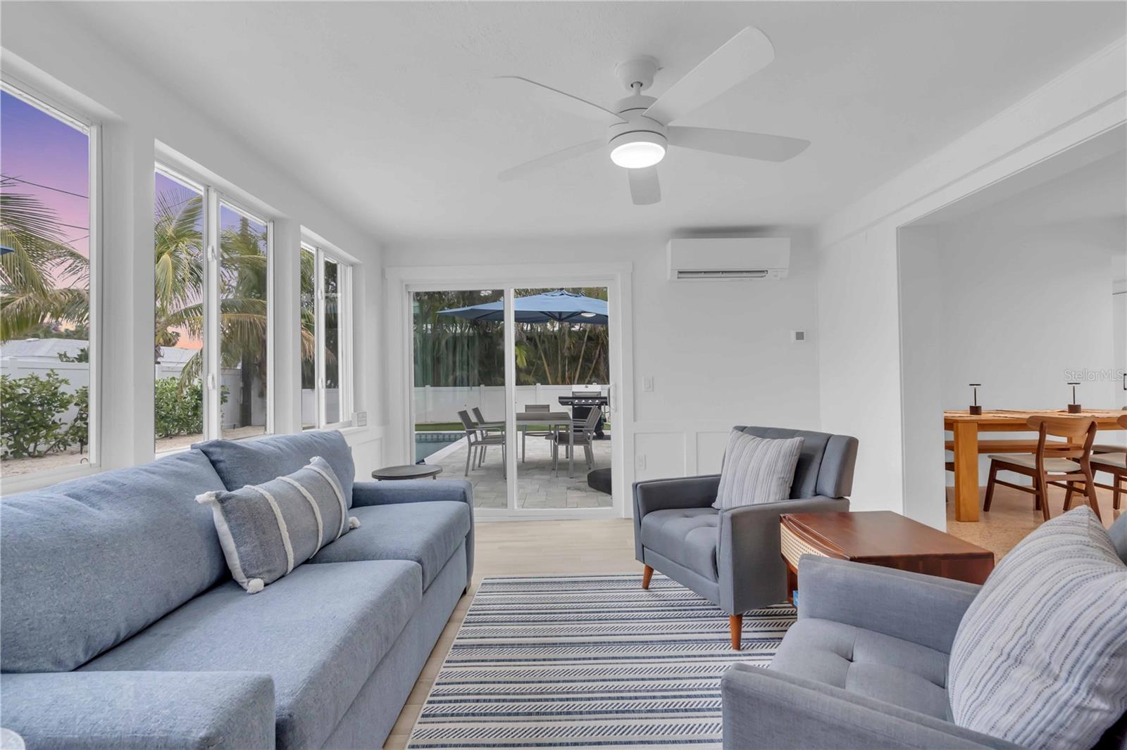 KEY ROYALE TERRACE - Residential
