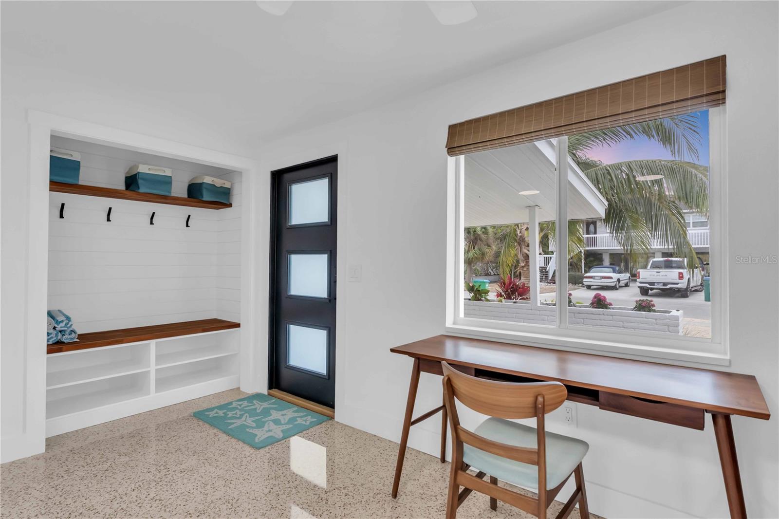 KEY ROYALE TERRACE - Residential
