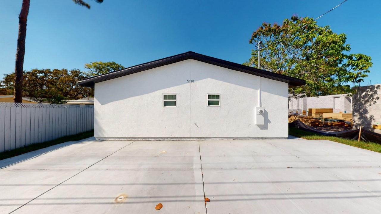 CASA MIA - Residential Income