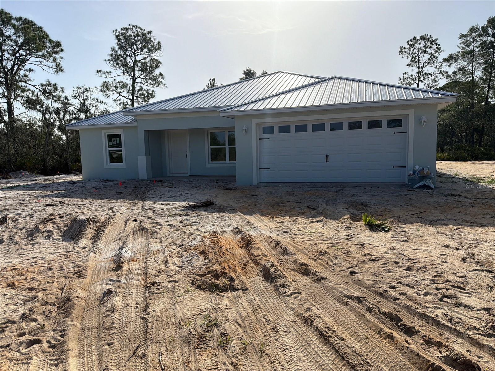 RAINBOW LAKES ESTATE - Residential