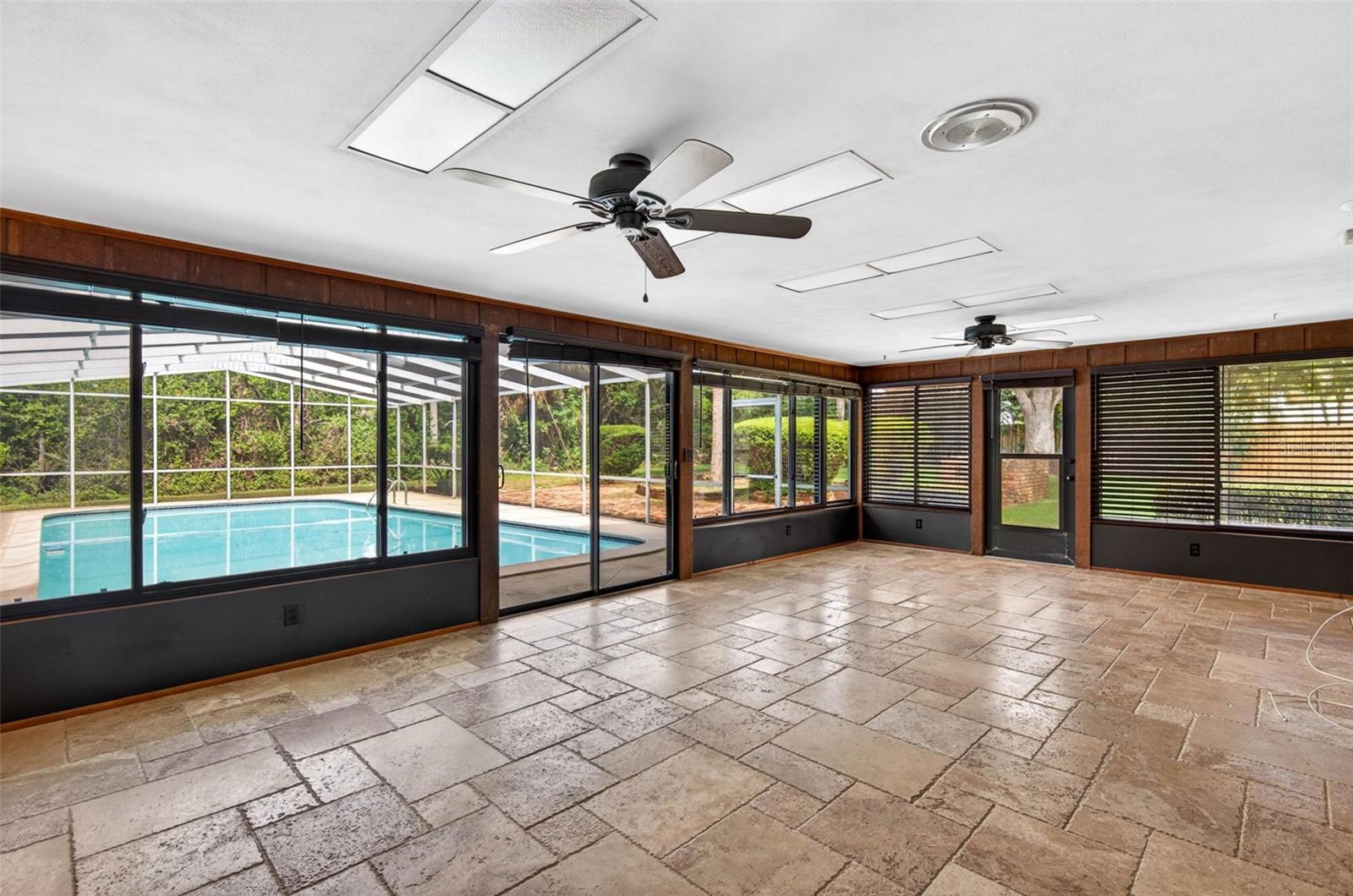 GOLF VIEW ESTATES - Residential