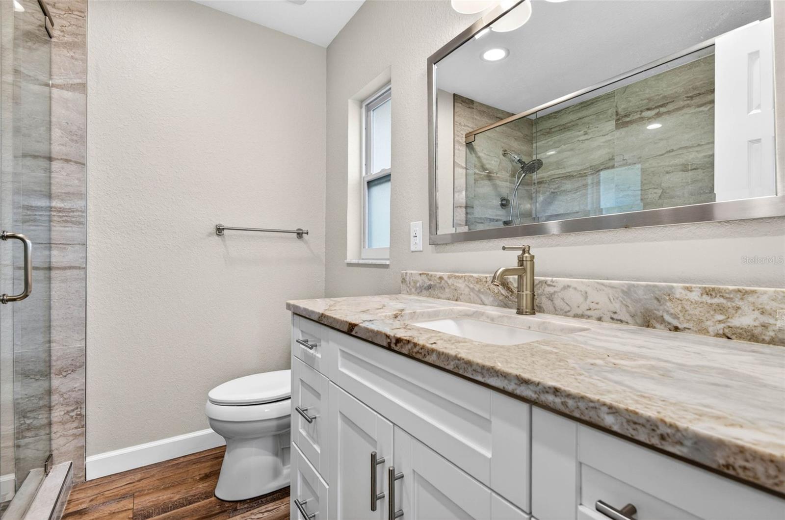 GOLF VIEW ESTATES - Residential