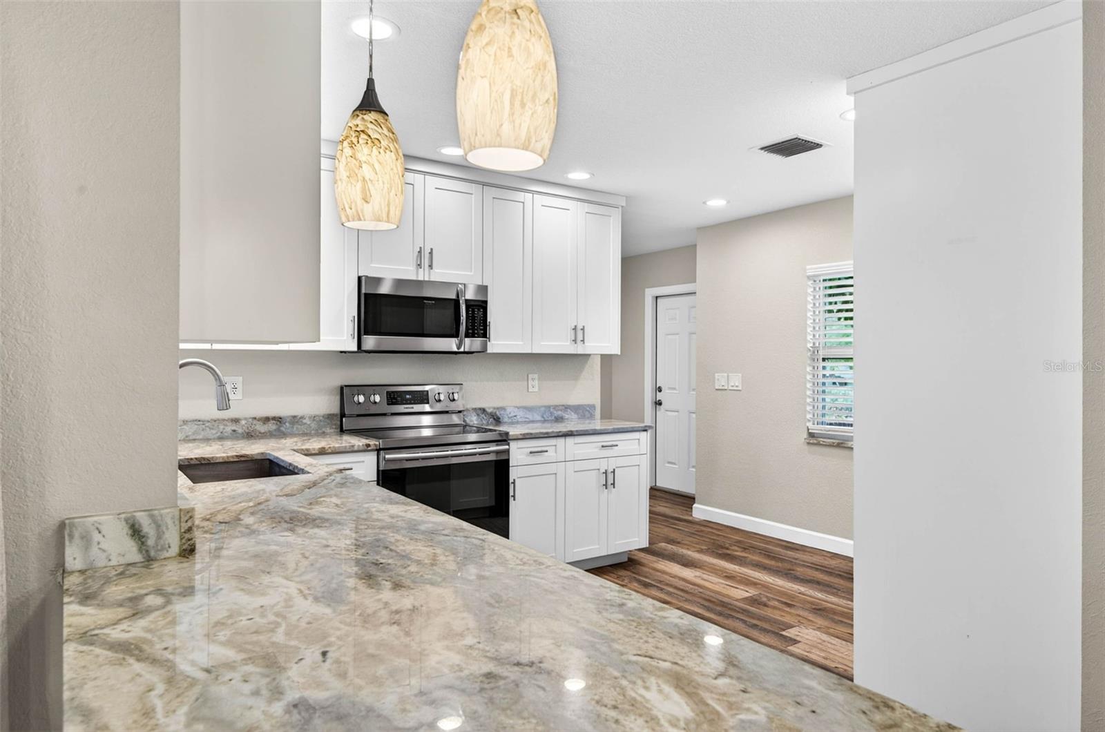 GOLF VIEW ESTATES - Residential
