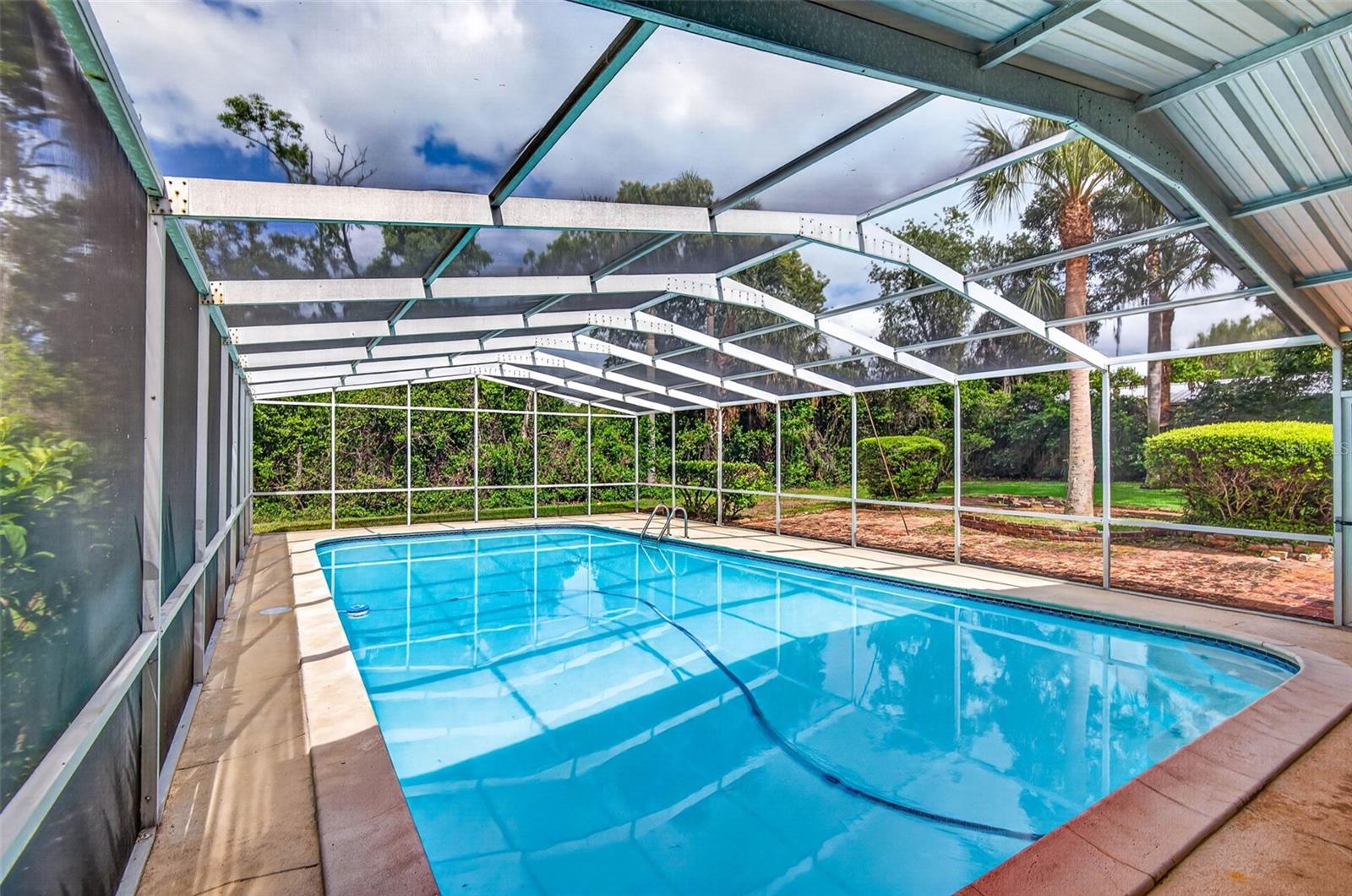 GOLF VIEW ESTATES - Residential