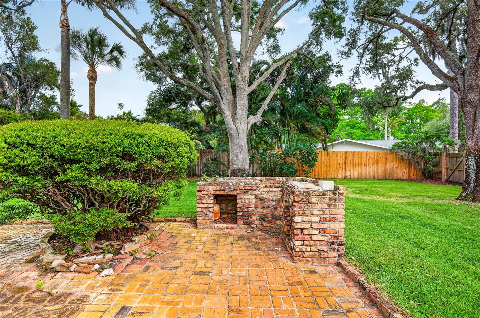 GOLF VIEW ESTATES - Residential