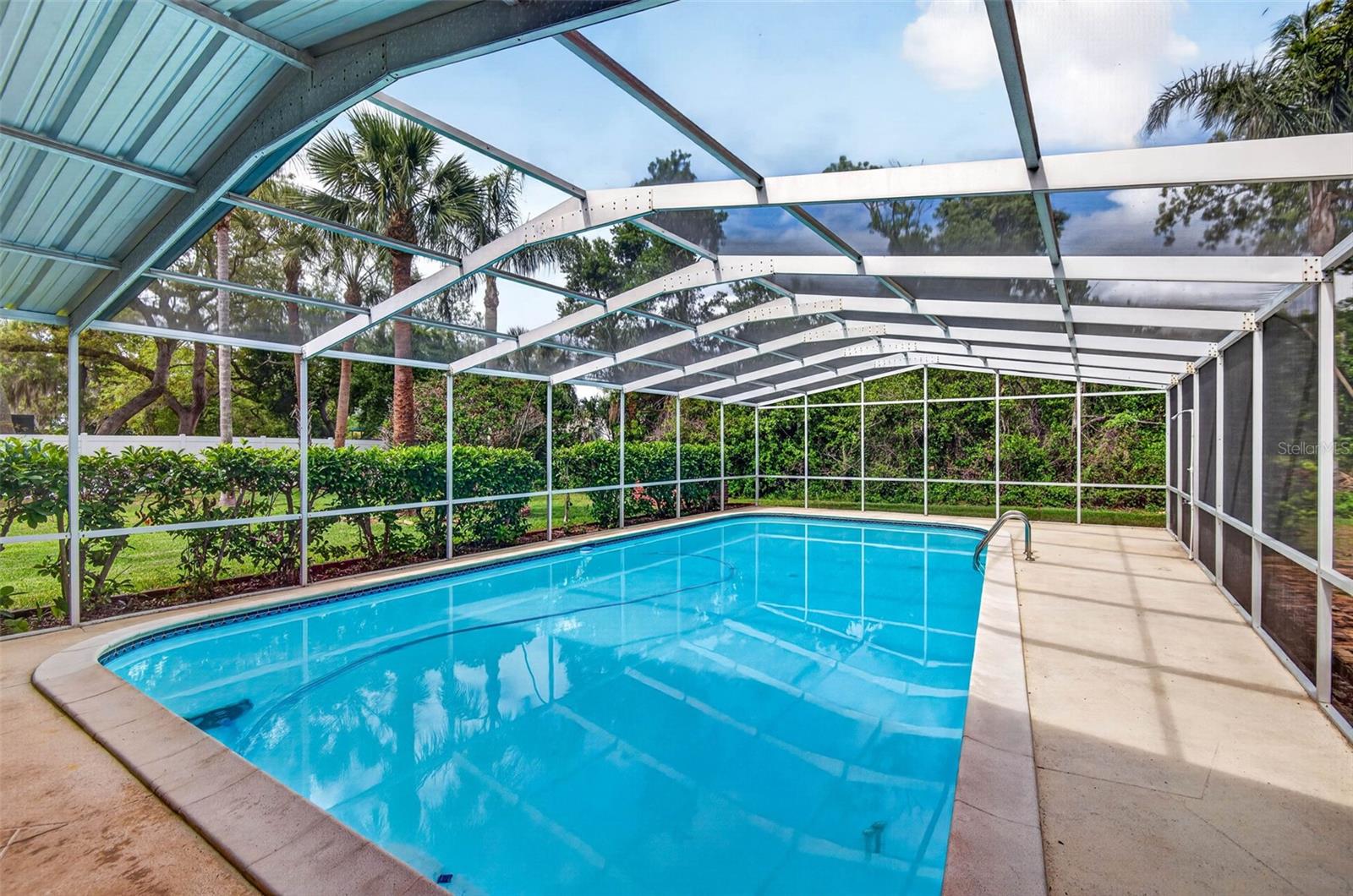 GOLF VIEW ESTATES - Residential