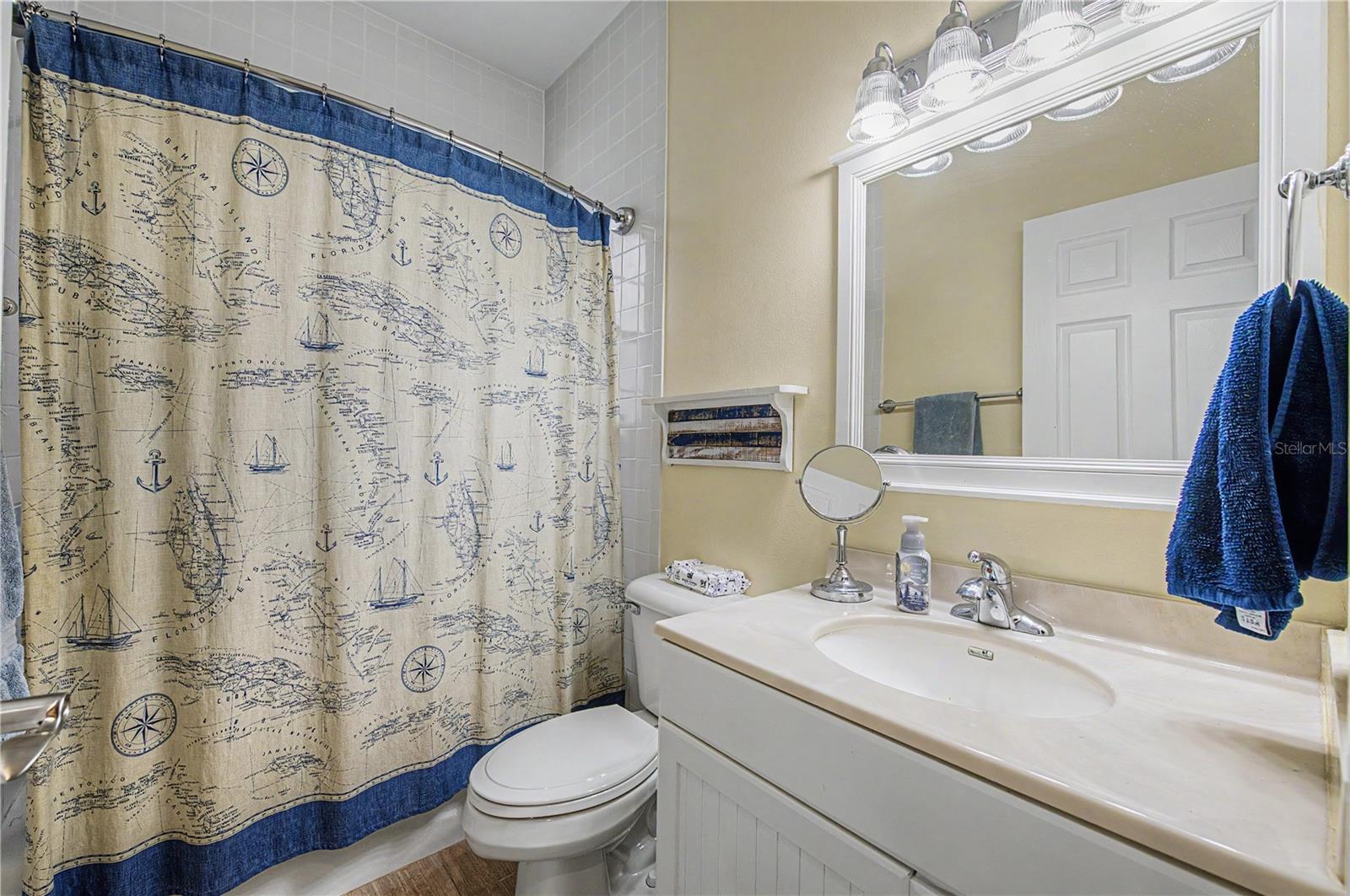 LIVINGSTON ACRES - Residential