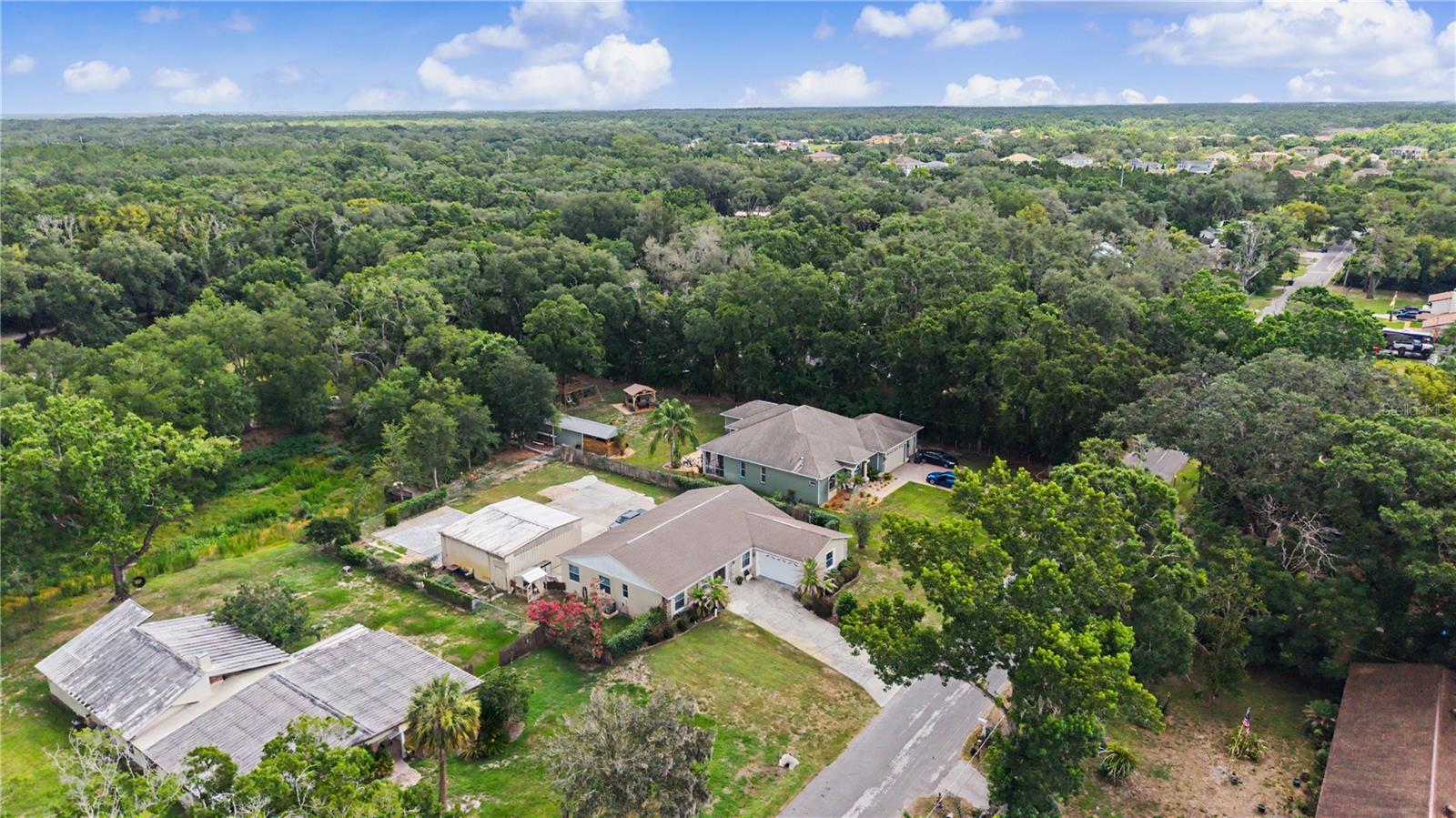 LIVINGSTON ACRES - Residential