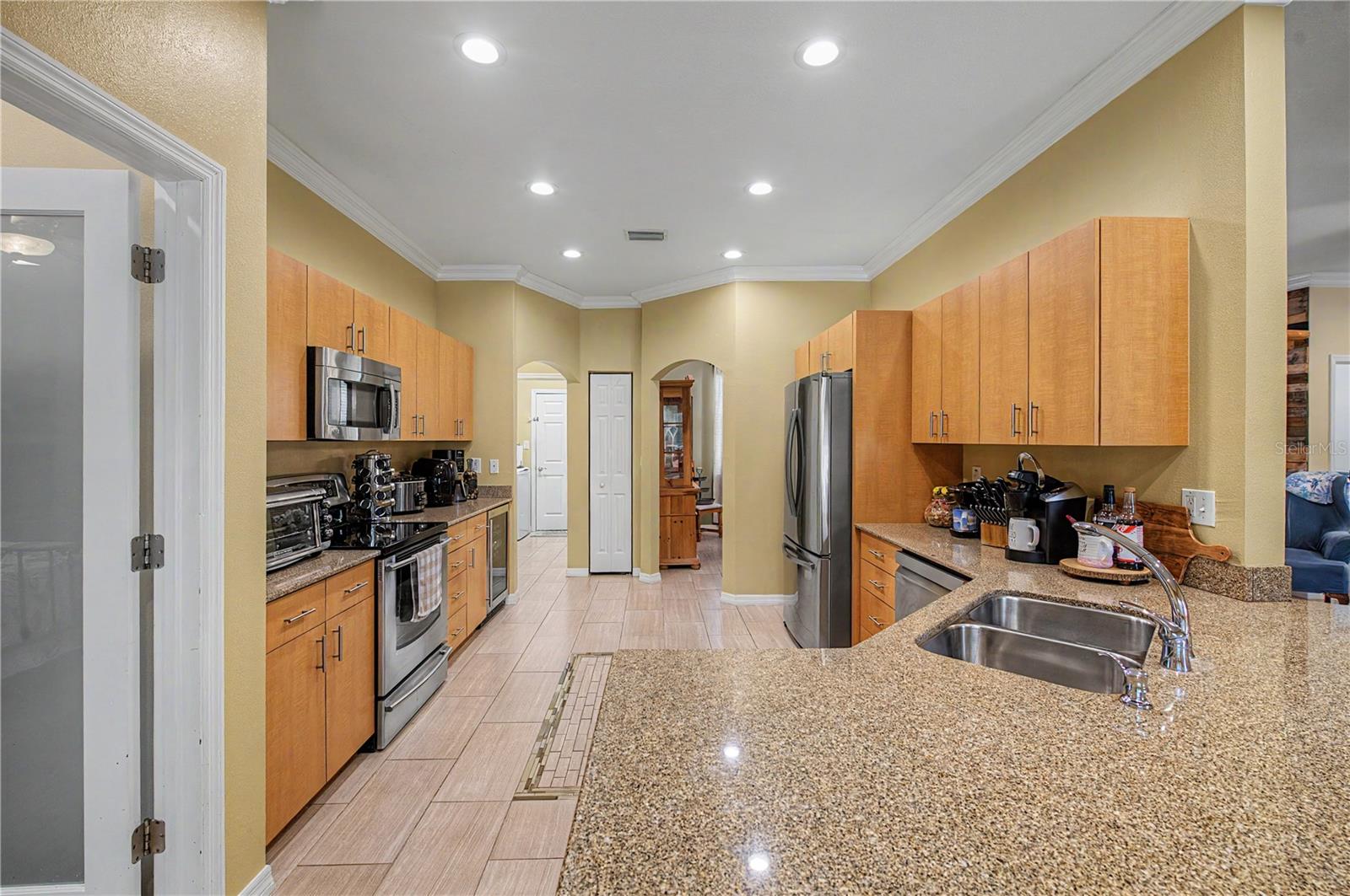 LIVINGSTON ACRES - Residential