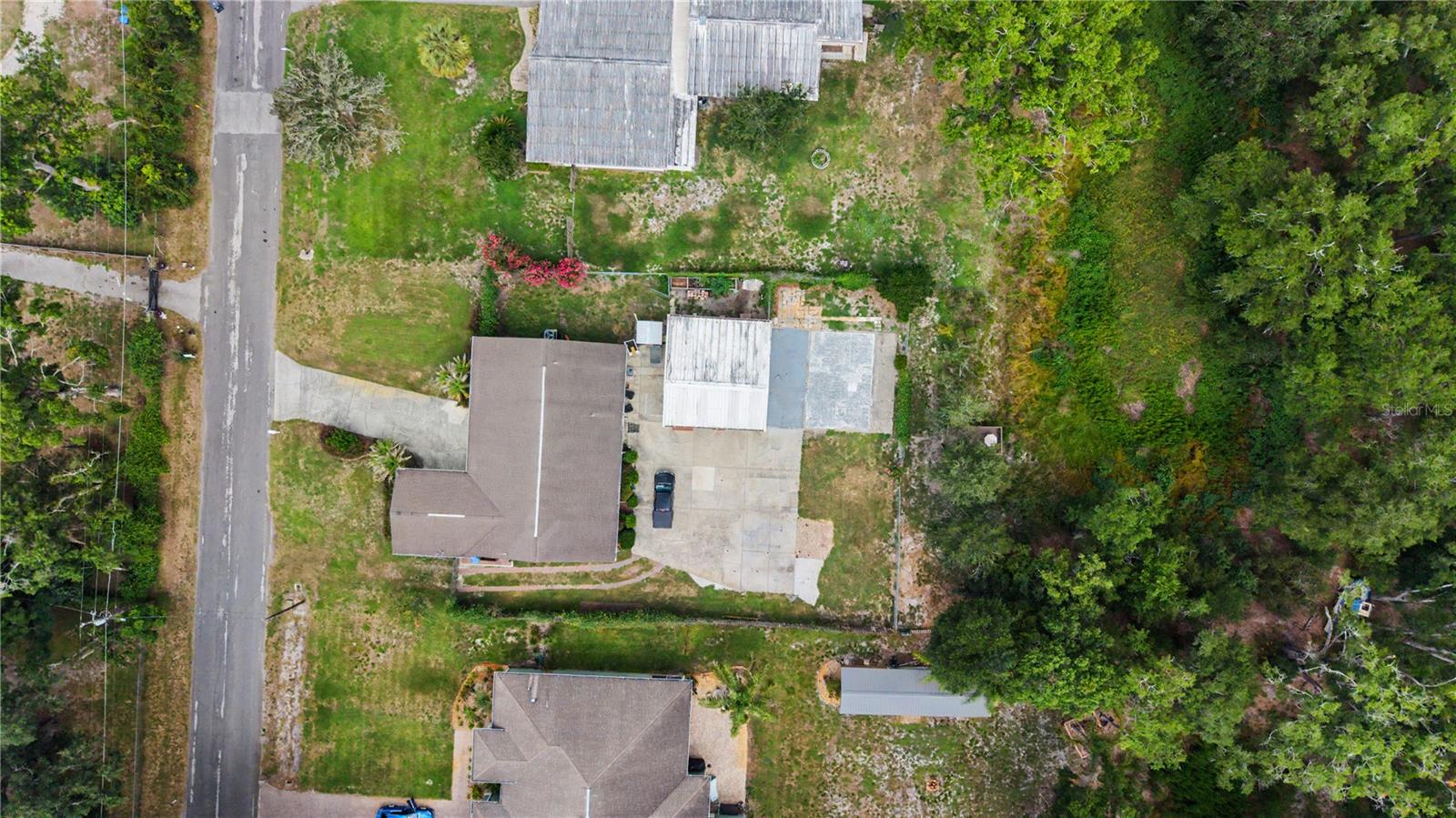 LIVINGSTON ACRES - Residential
