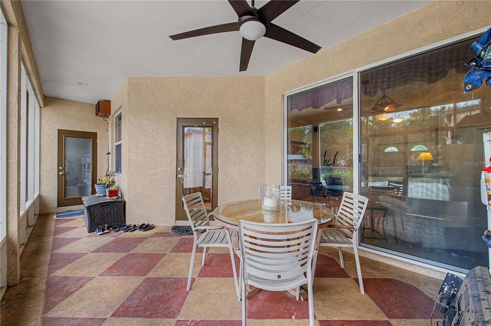 LIVINGSTON ACRES - Residential