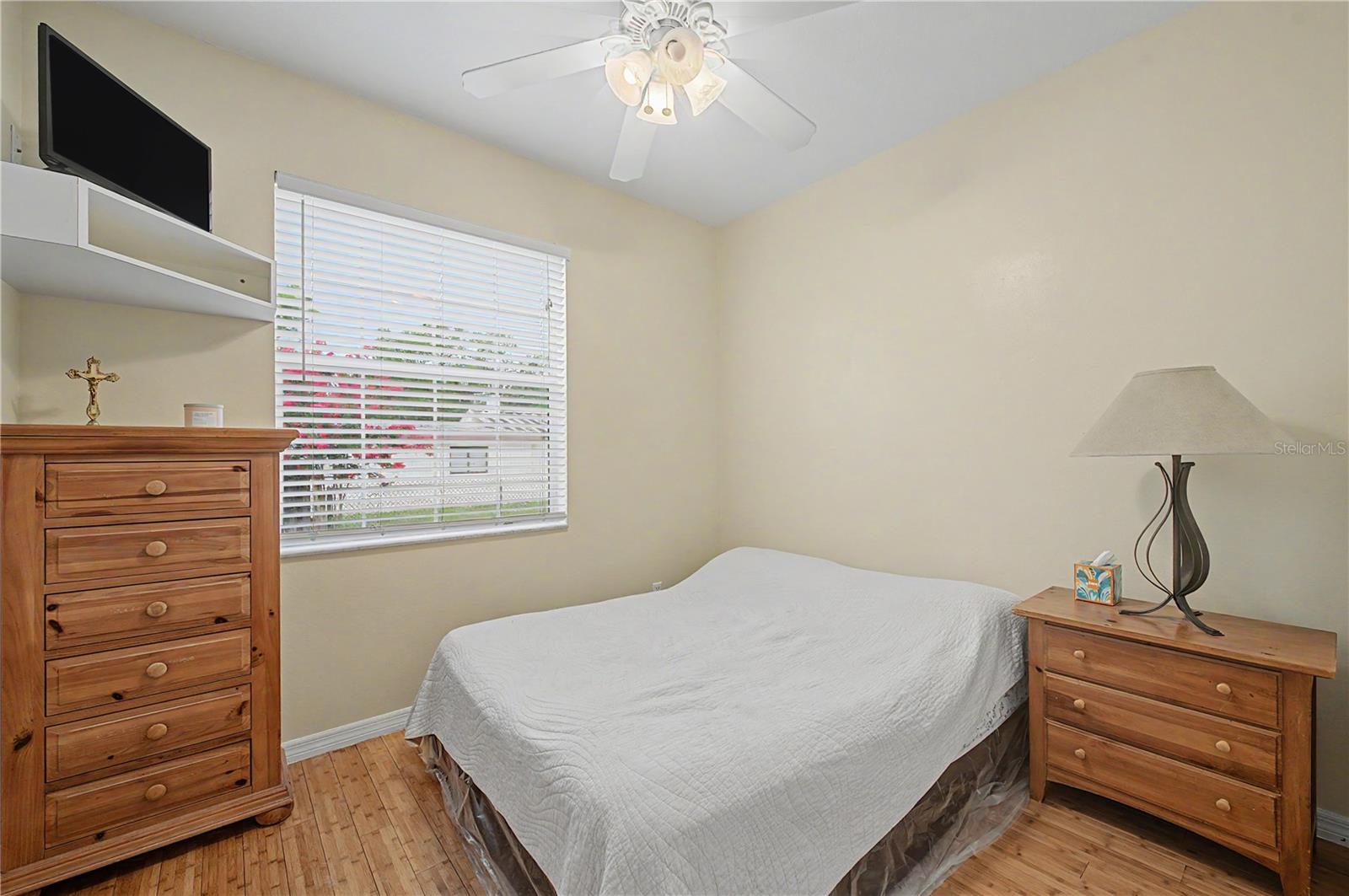 LIVINGSTON ACRES - Residential