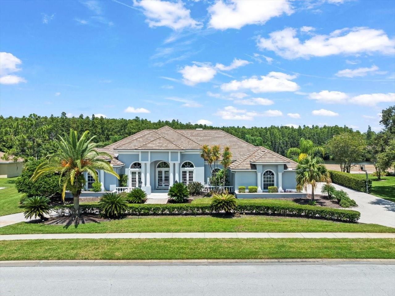CHEVAL - Residential