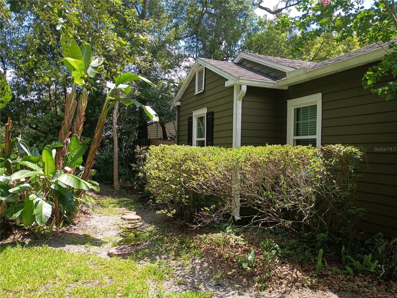 COLONIAL GARDENS REP - Residential