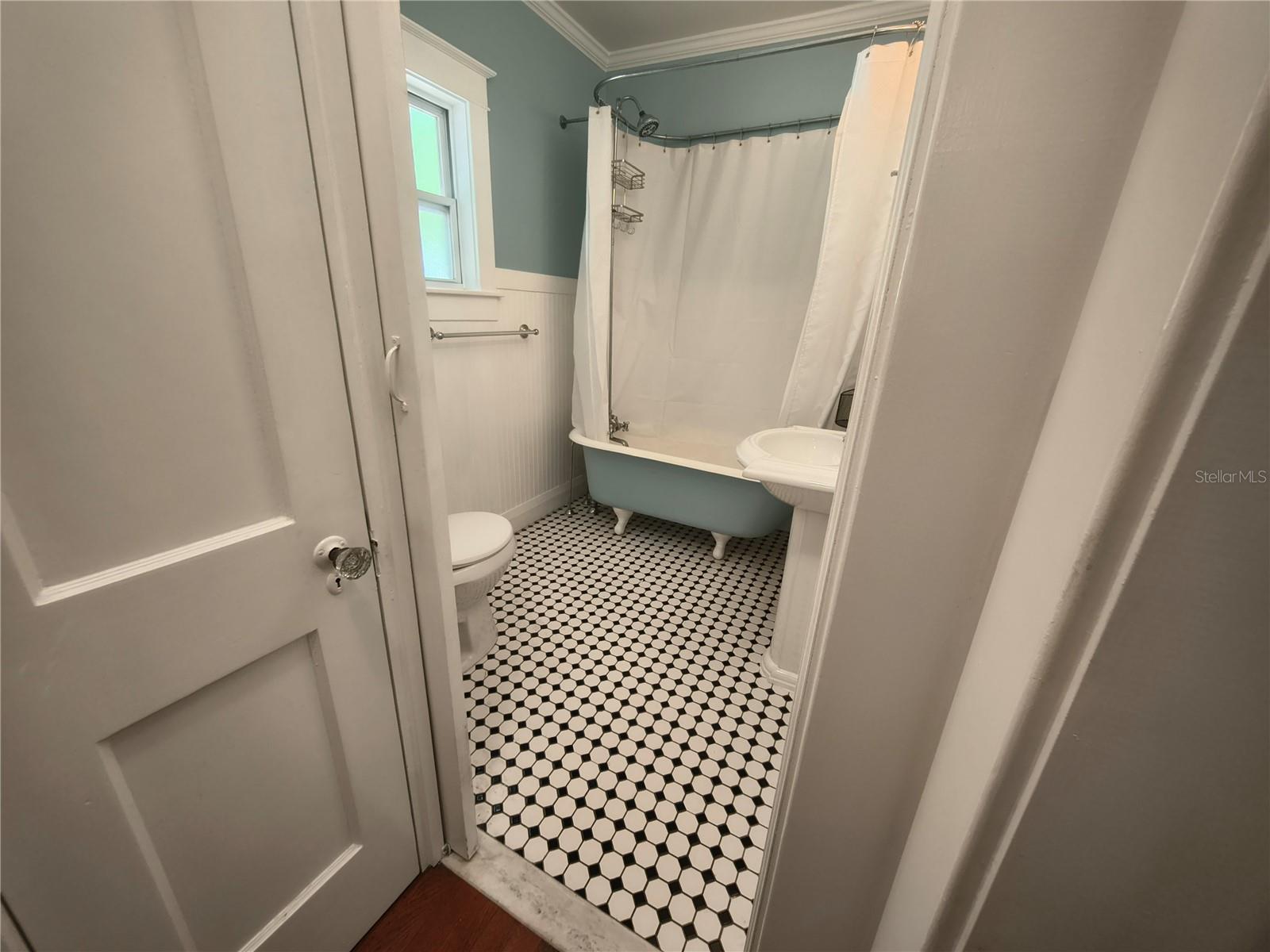 IDLEWILD ON THE HILLSBOROUGH - Residential