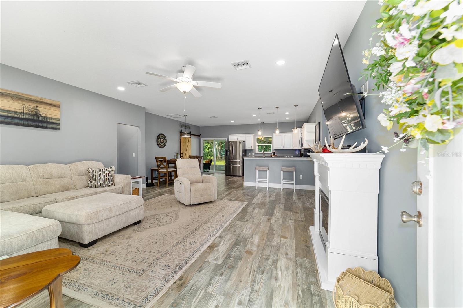 MEADOWBROOK RANCHES - Residential