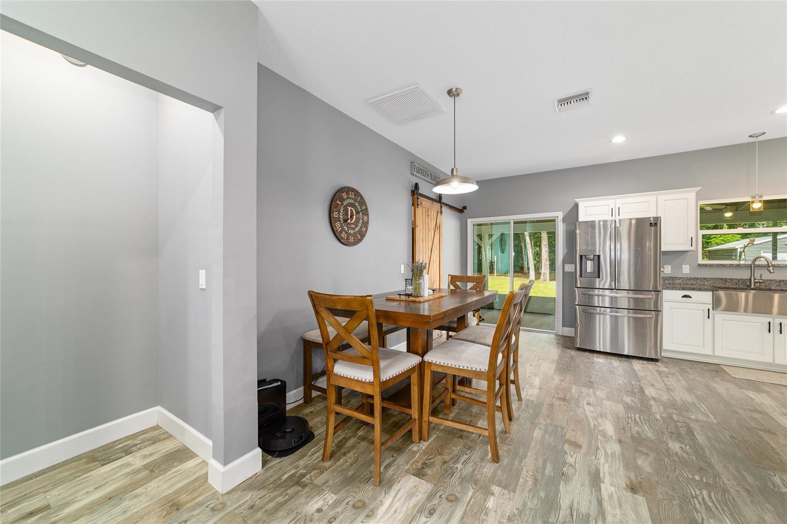 MEADOWBROOK RANCHES - Residential