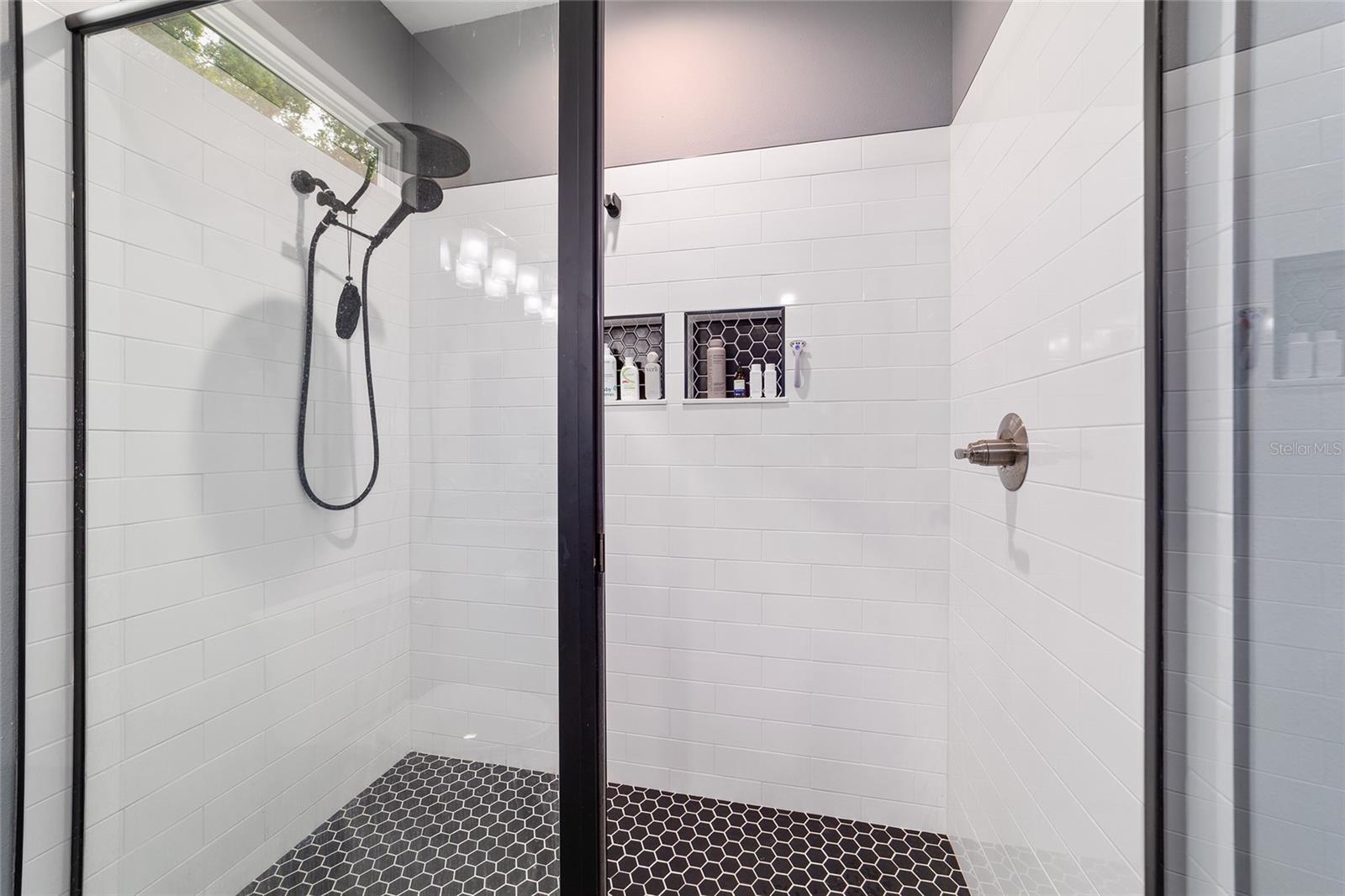 MEADOWBROOK RANCHES - Residential