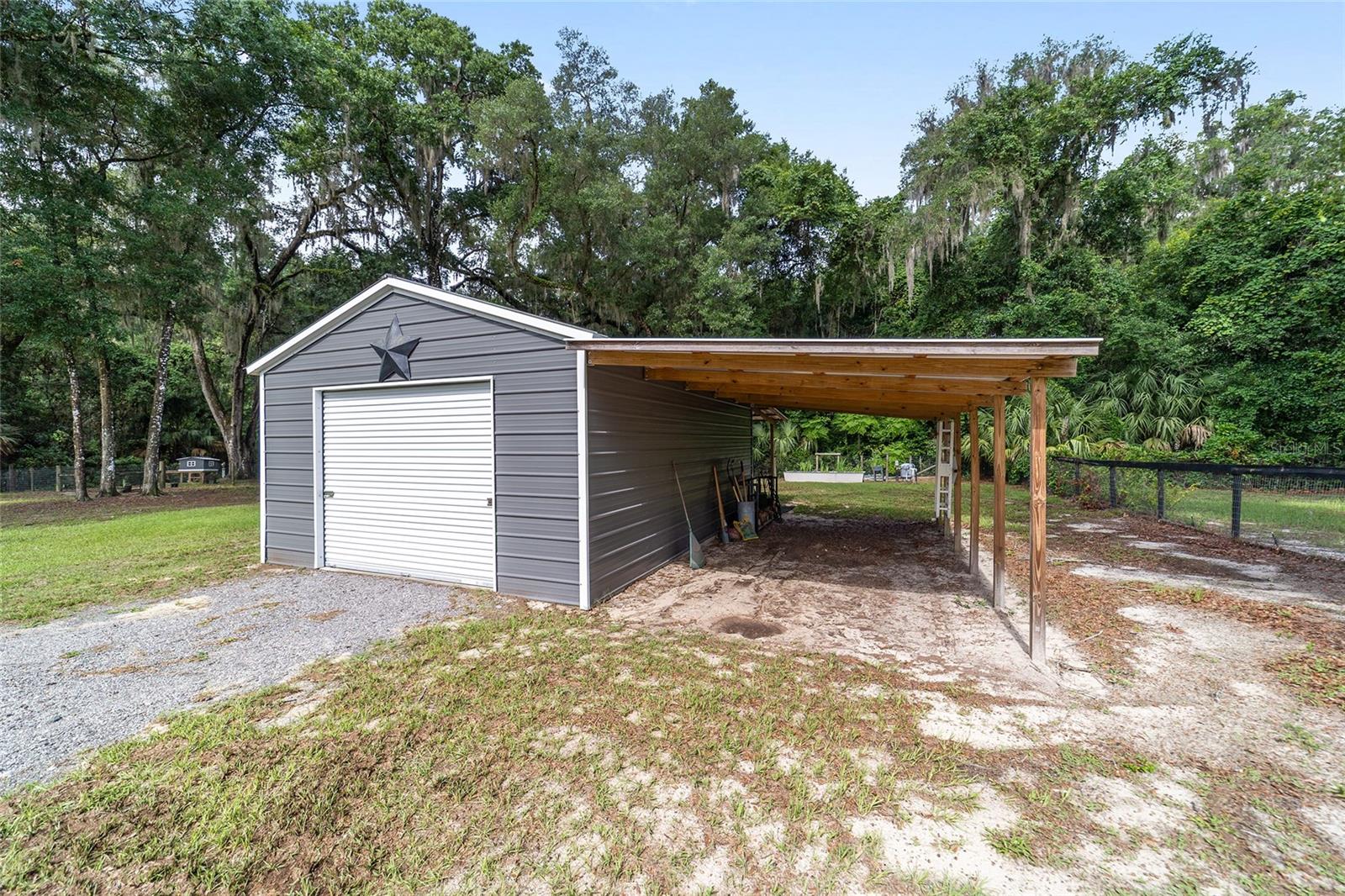 MEADOWBROOK RANCHES - Residential