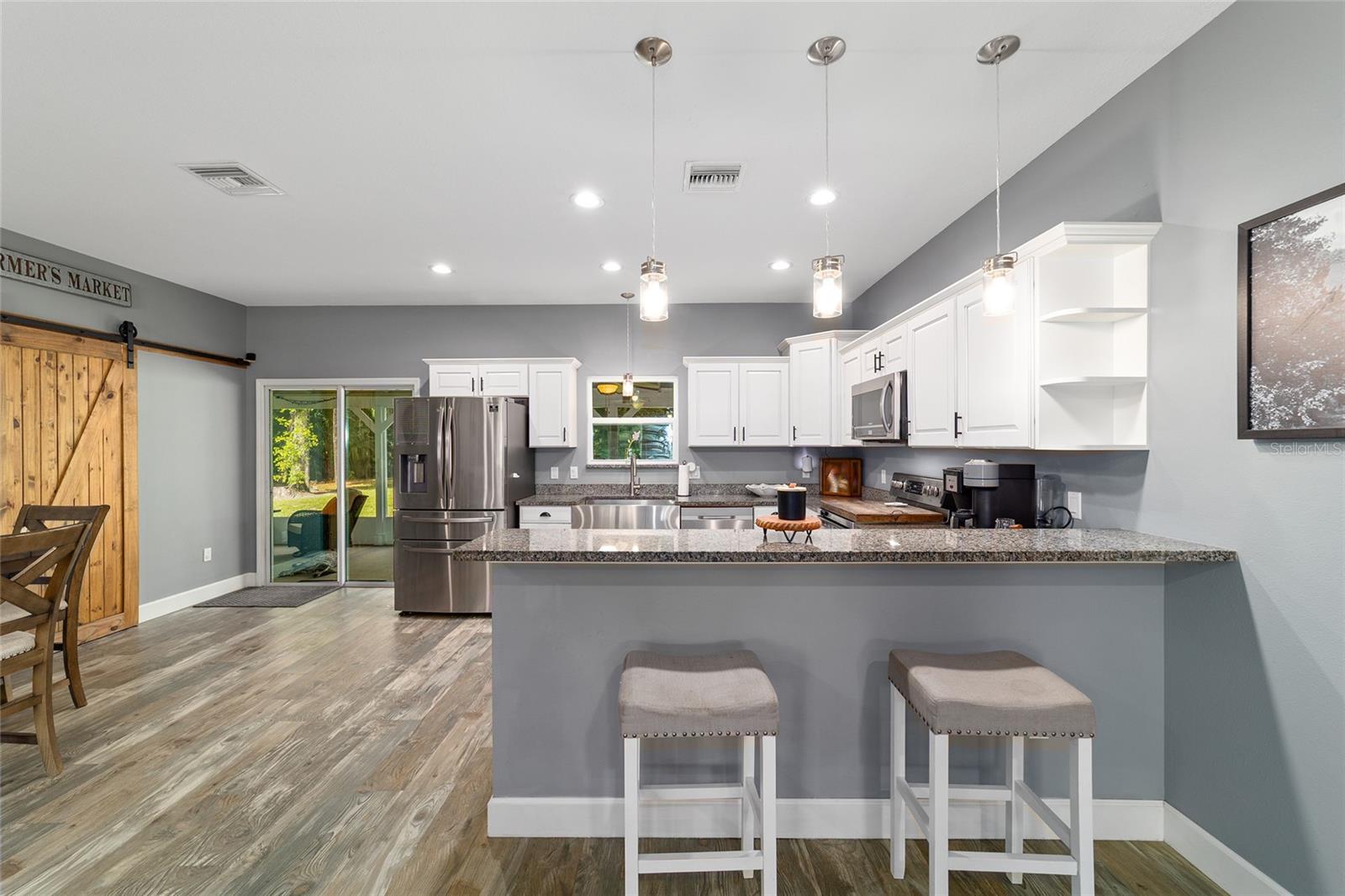 MEADOWBROOK RANCHES - Residential