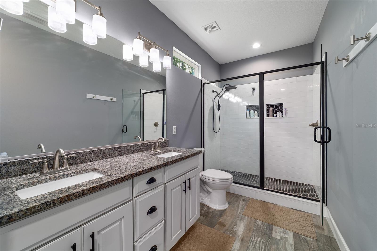 MEADOWBROOK RANCHES - Residential