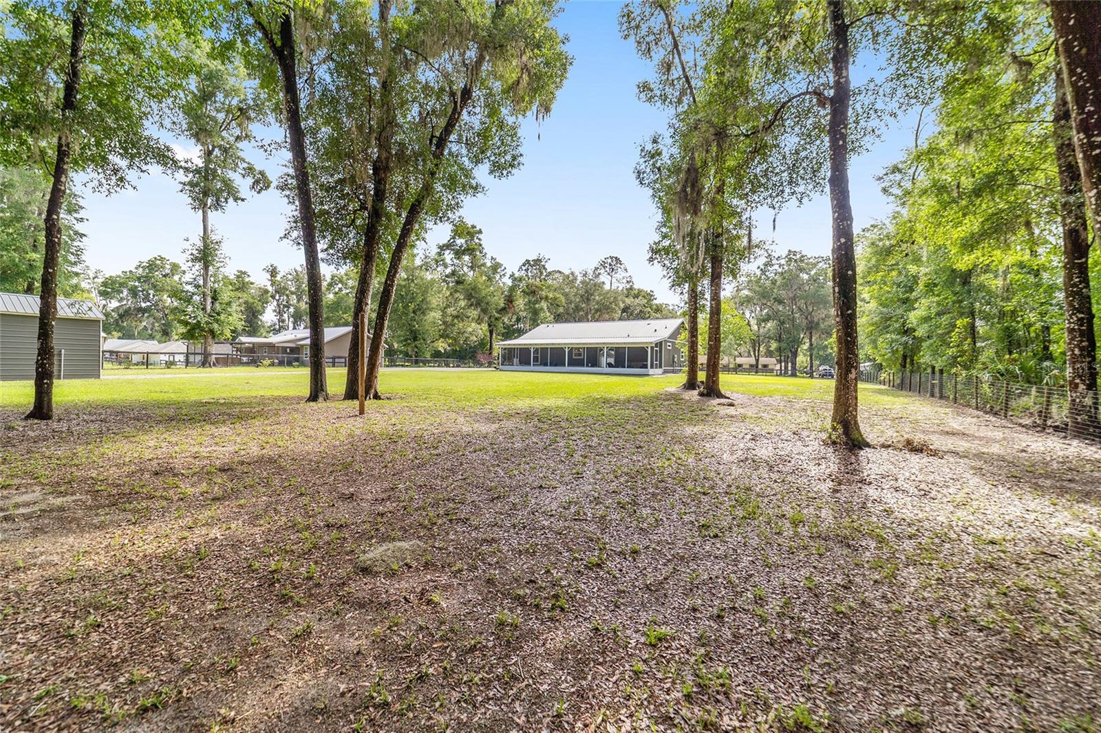 MEADOWBROOK RANCHES - Residential