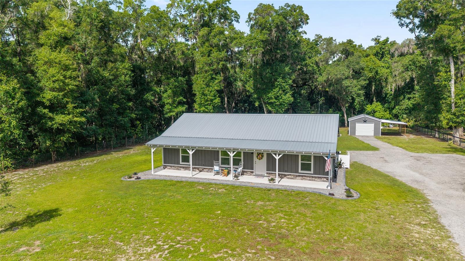 MEADOWBROOK RANCHES - Residential