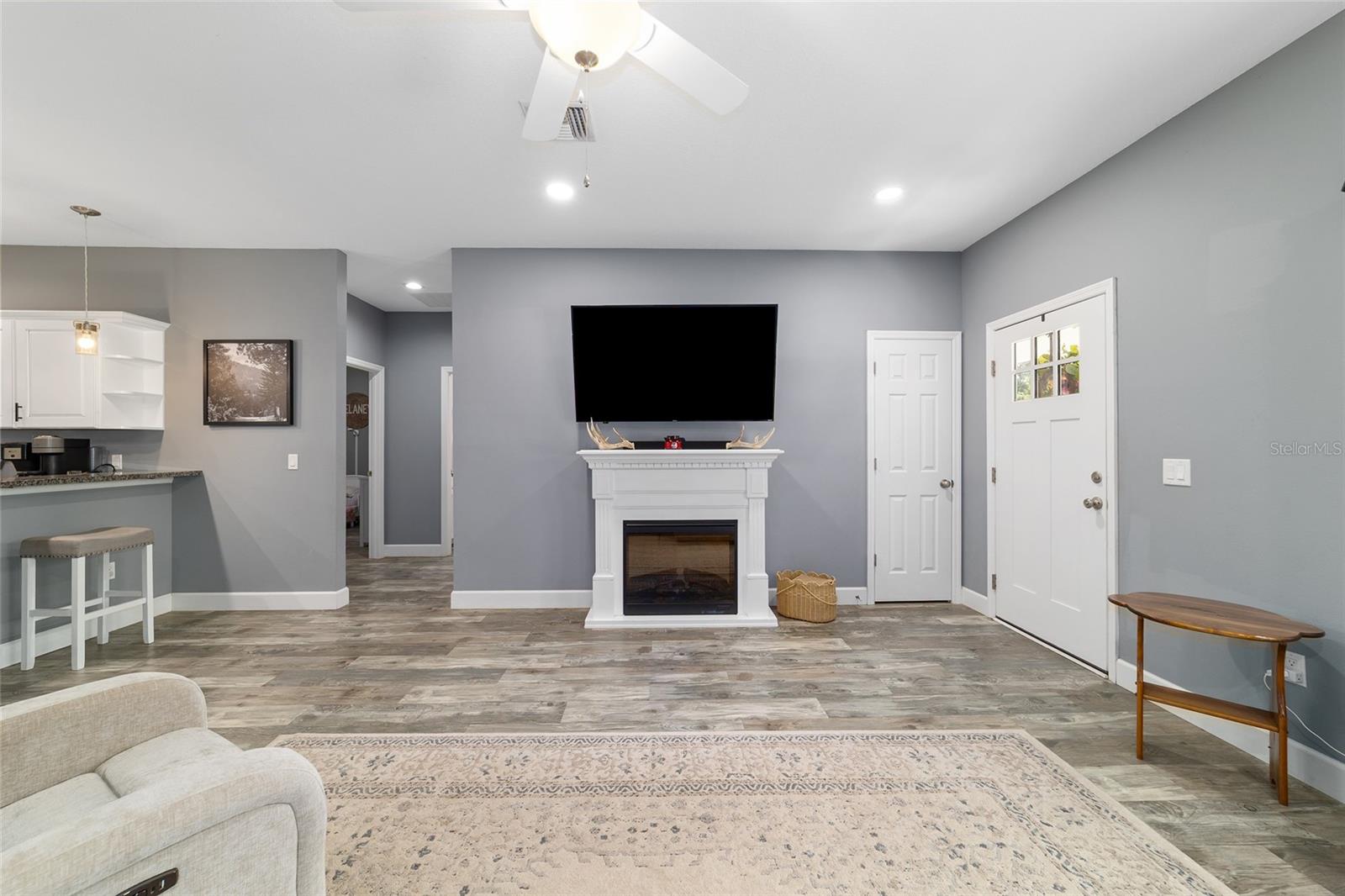MEADOWBROOK RANCHES - Residential