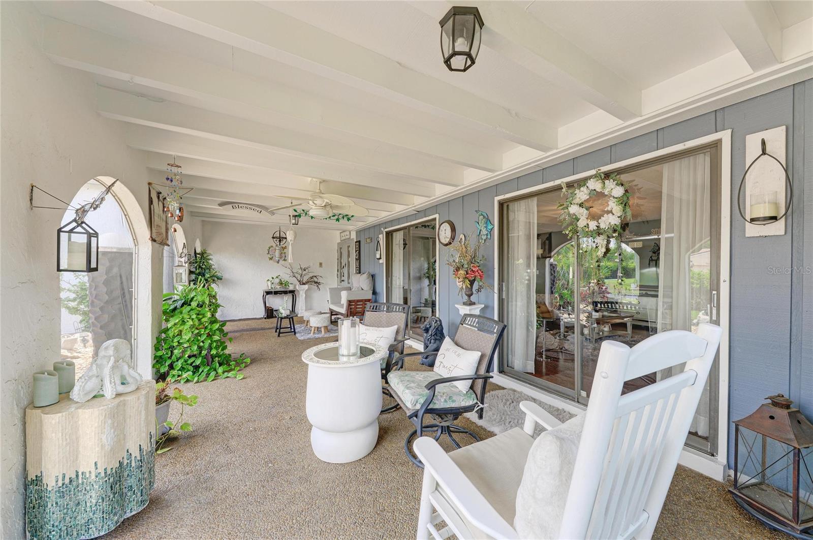 LAS CASAS CONDO - Residential