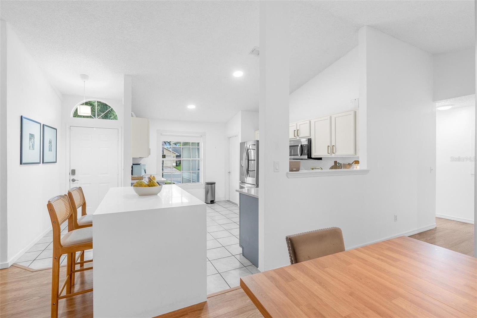WATERSIDE - Residential