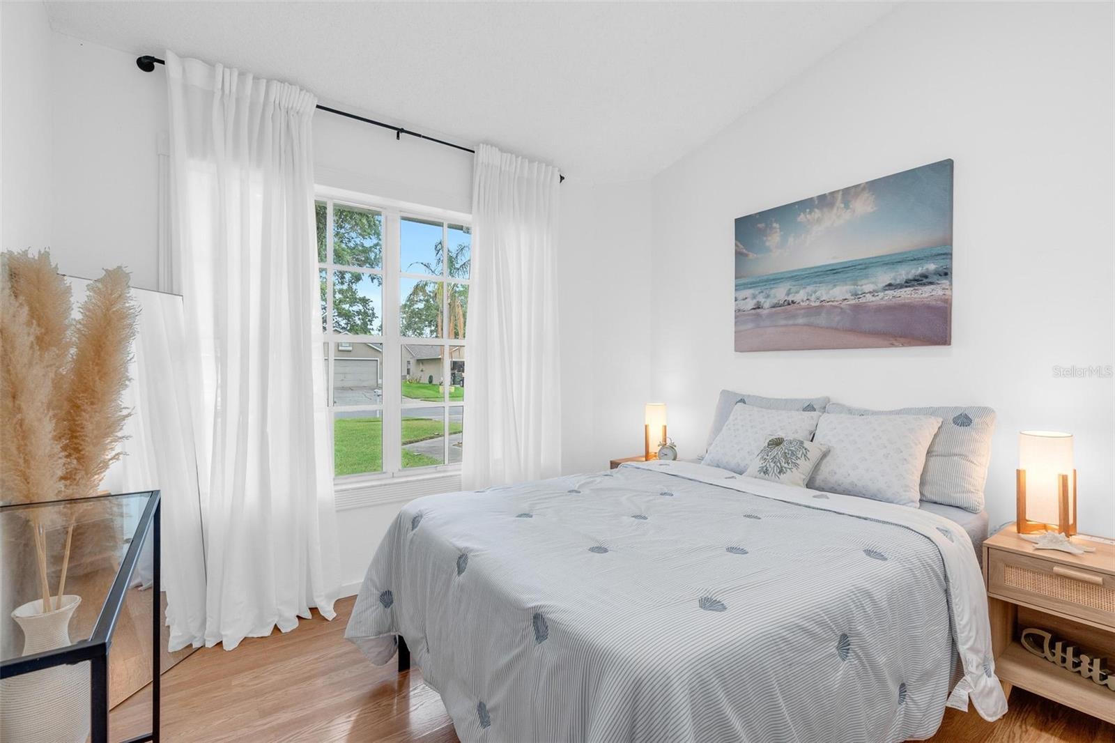 WATERSIDE - Residential