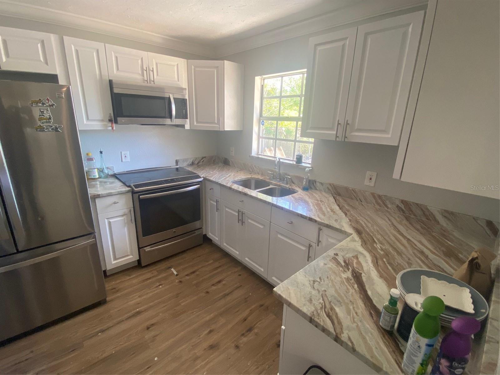 PINECREST - Residential