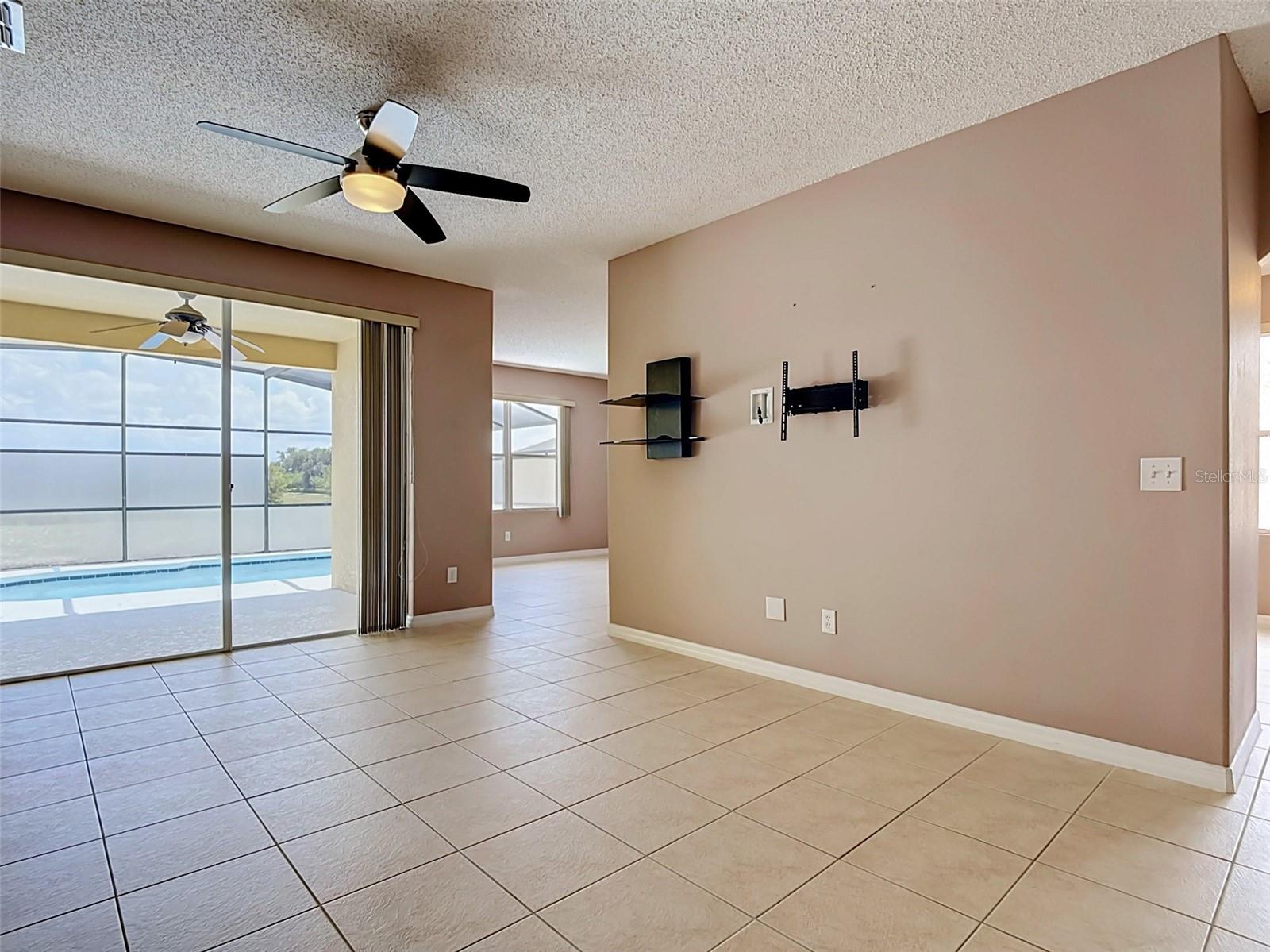 SUNSET RIDGE PH 02 - Residential