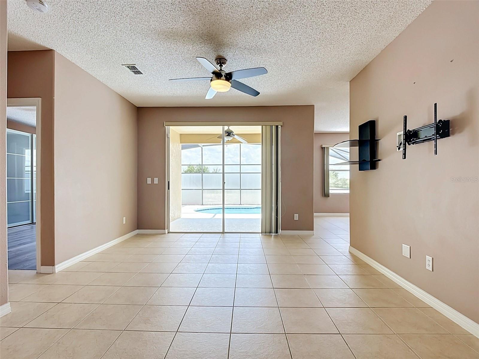 SUNSET RIDGE PH 02 - Residential