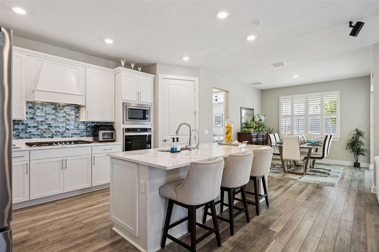 DEL WEBB OASIS - Residential