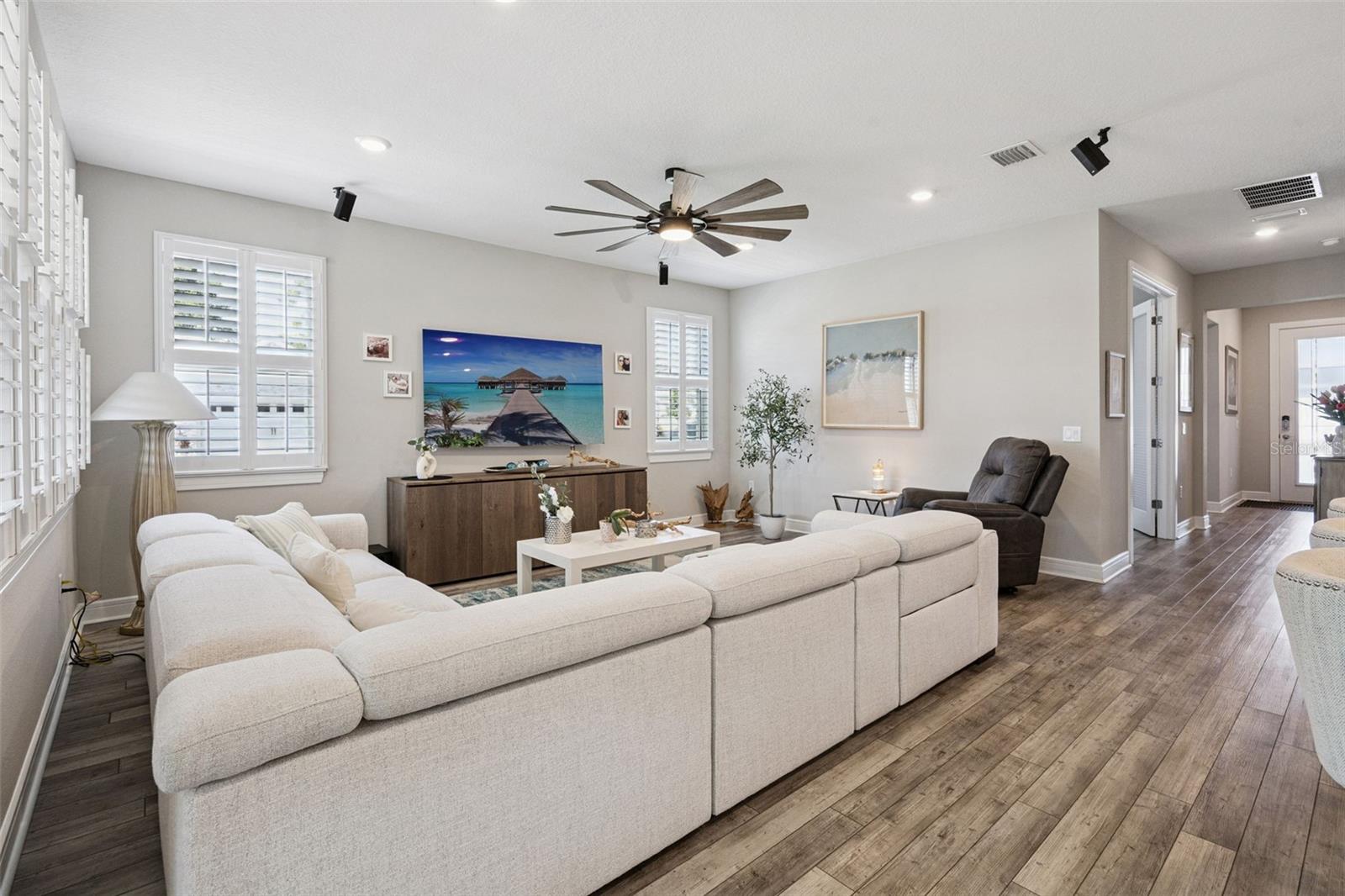 DEL WEBB OASIS - Residential